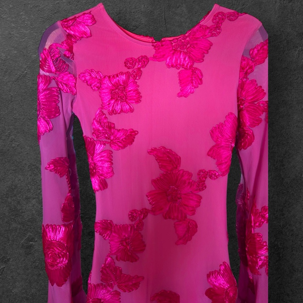 Limited Fuchsia Satin Pink 3D Inlay Bodycon Fit & Flare Mini Dress - Picture 2 of 3